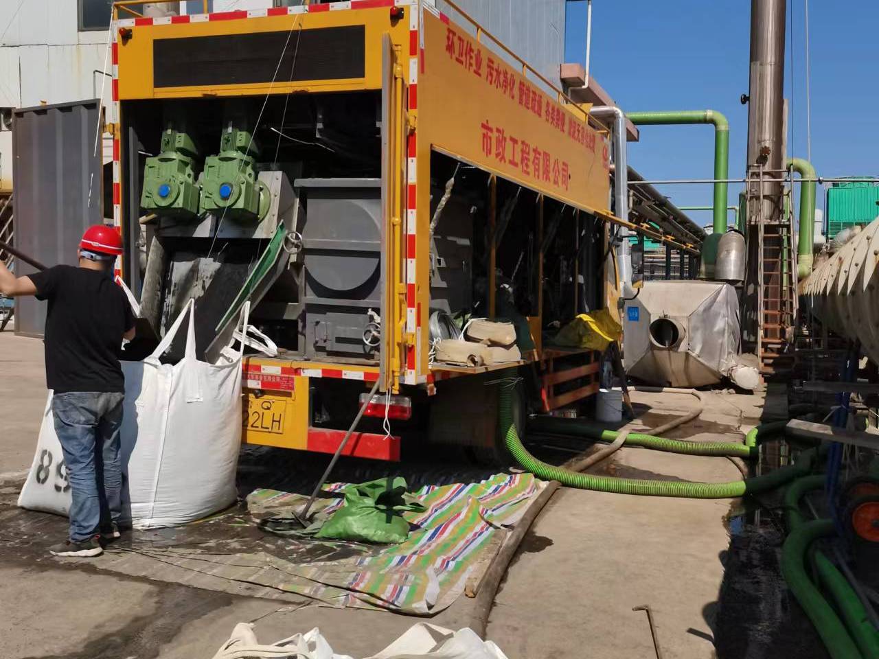 行唐淤泥压干处理